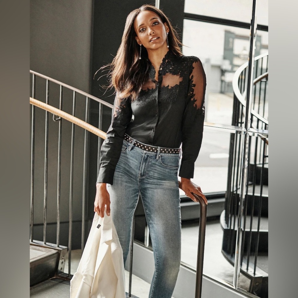 White House Black Market Long-Sleeve Lace-Trim Poplin Shirt
